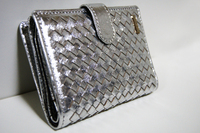 牛革ウォレット　シルバー　フィルム張り